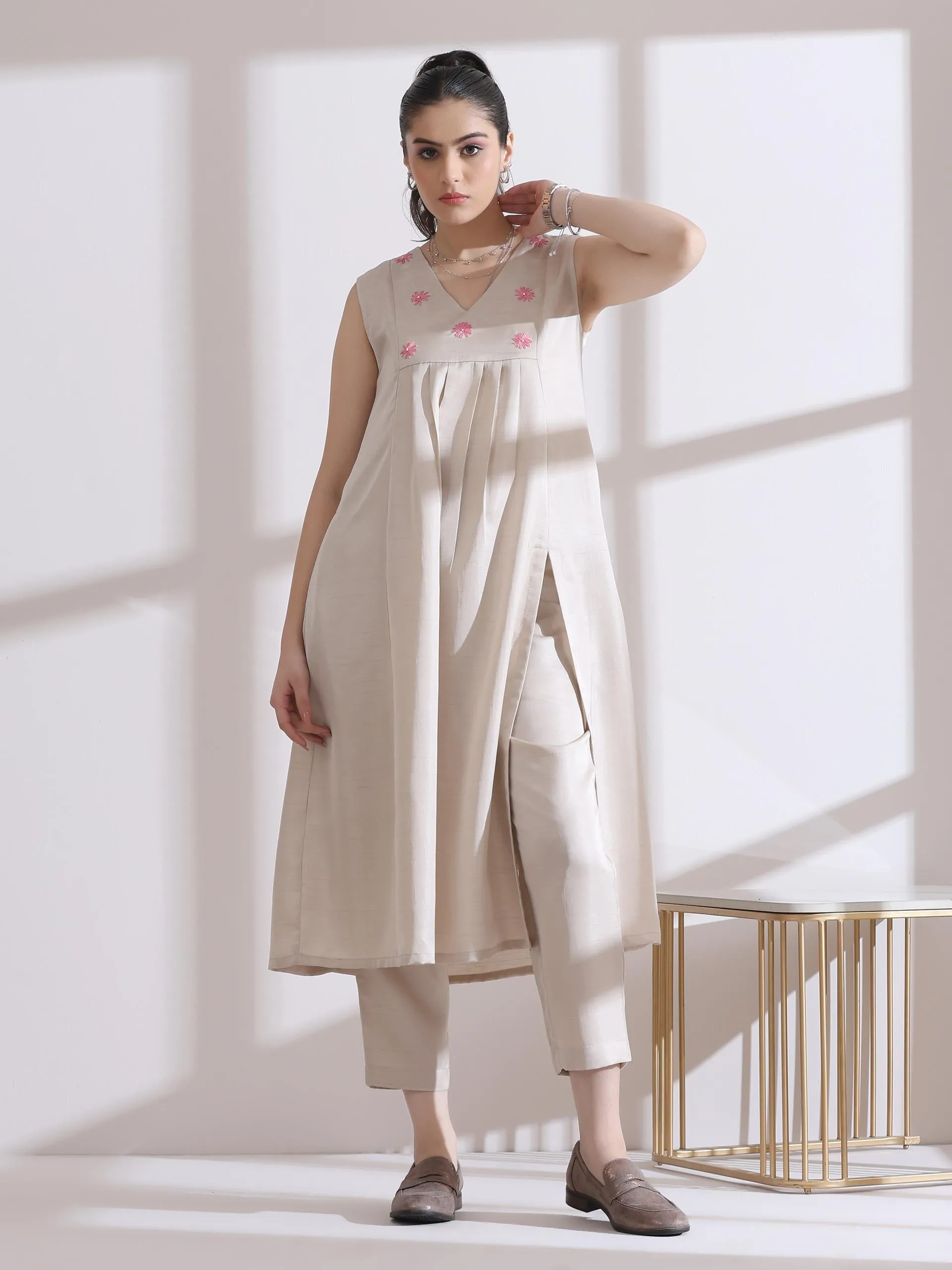2 Pc Set - Prf'T Lux Fawn And Pink Hand Stitched Slit Kurta With Pants