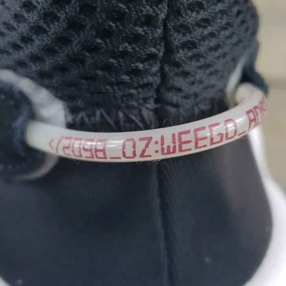 adidas Originals OZWEEGO J Youth Sneakers