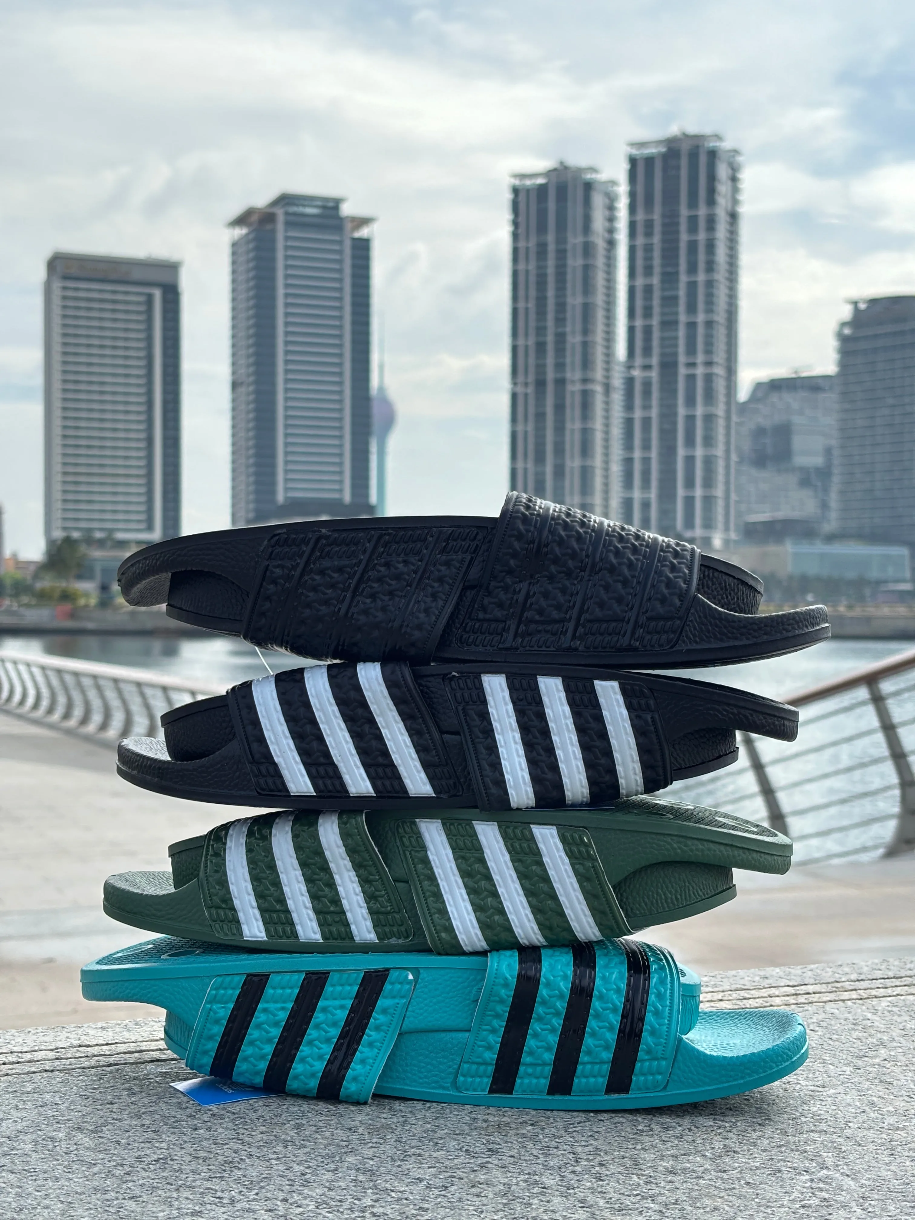 ADiLETTE SLIDES