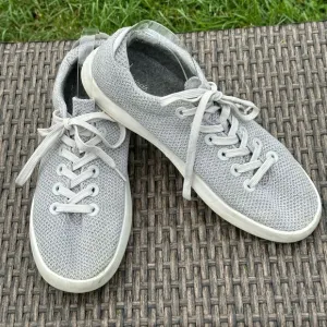 Allbirds Tree Piper Low-Rise Lace-Up Sneakers - Men's Size 11