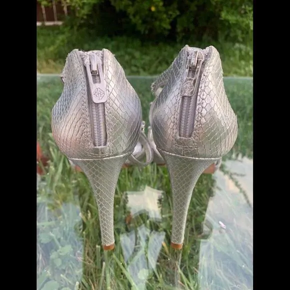 Antonio Melani Womens Size 9.5 Strappy 4&quot; High Heels Silver Blue Rhinestones