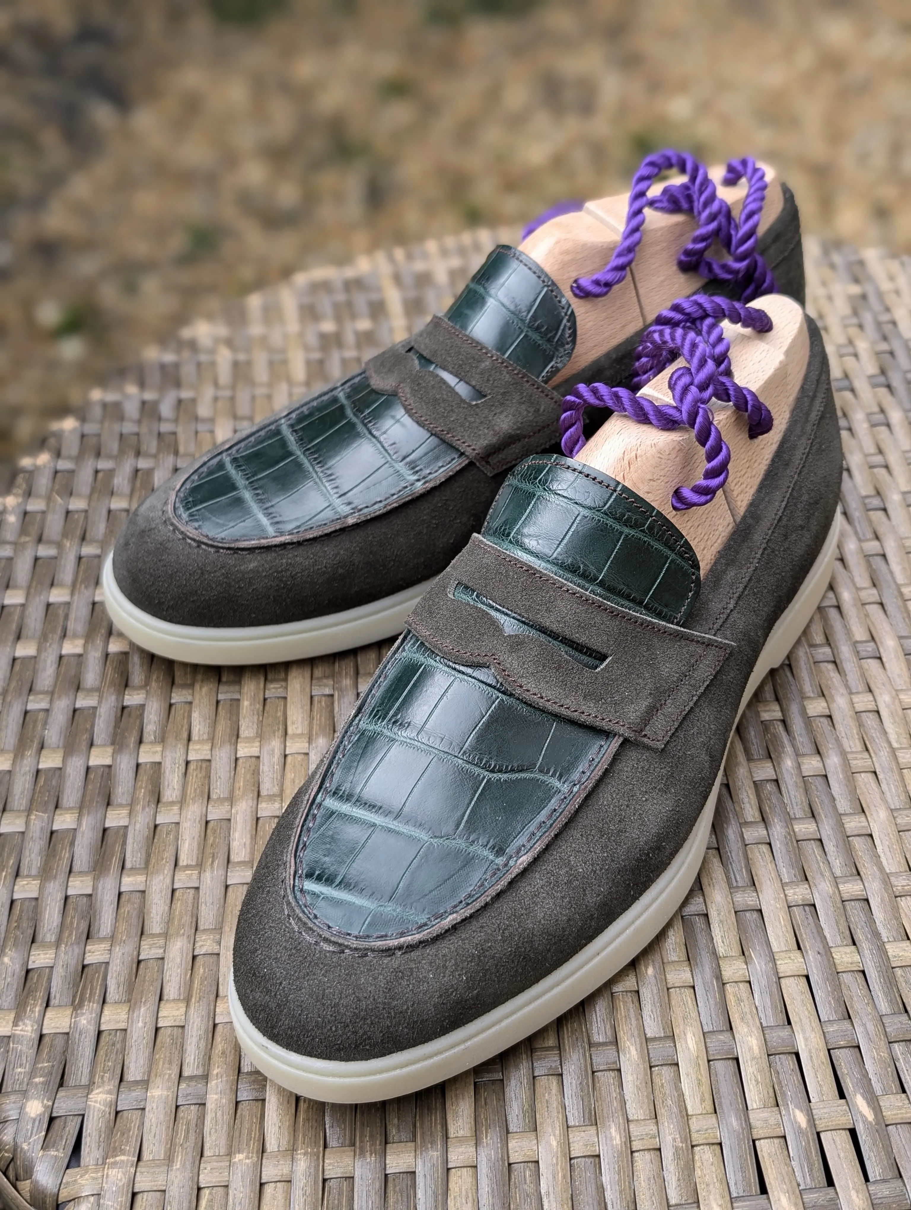 Ascot Sunseeker - Green Crocodile & Olive Green Suede