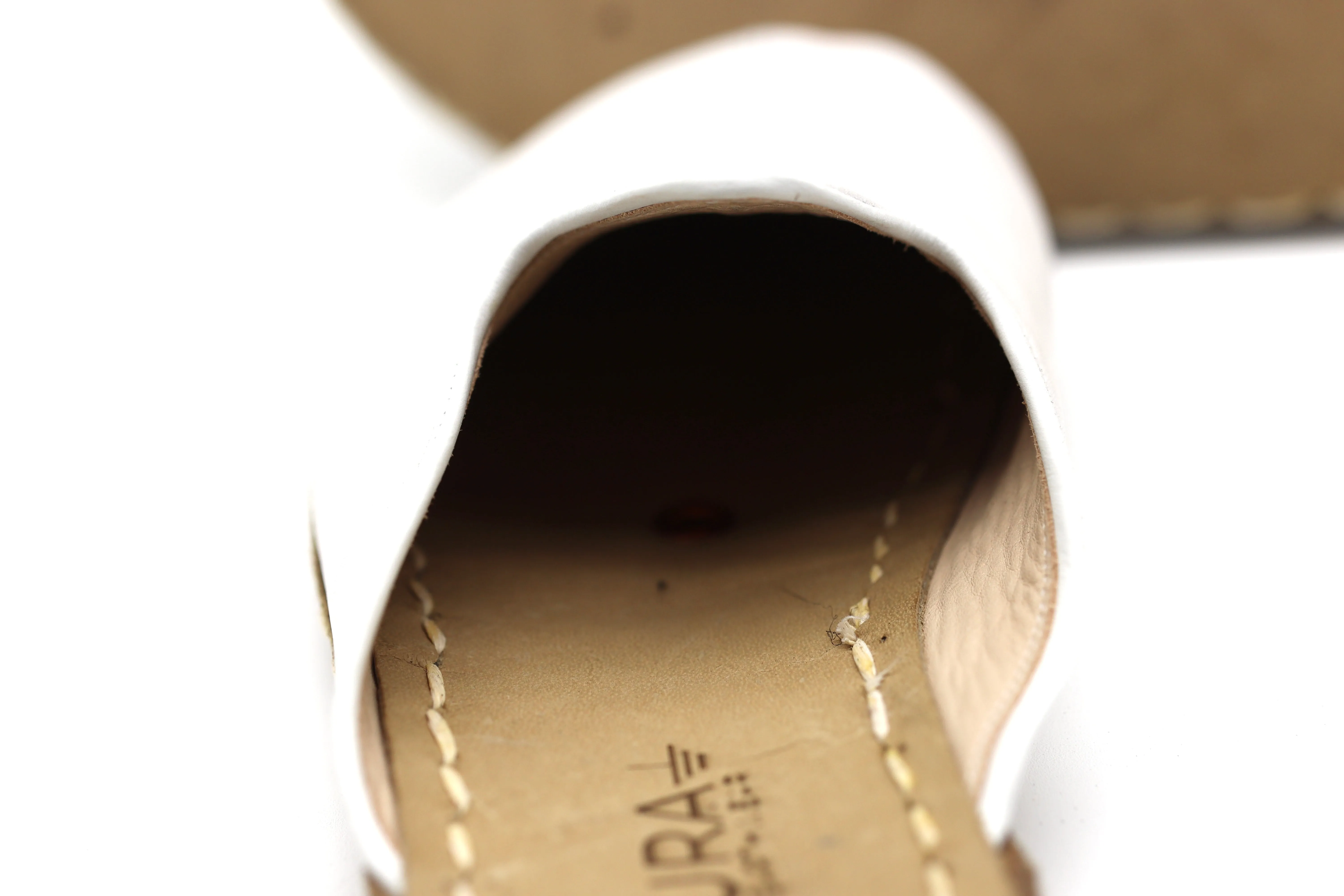 AURA Earthwear - Conductive Slides
