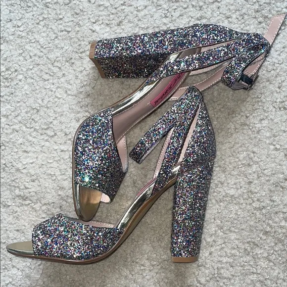 Betsey Johnson Glissten Pink Glitter Heels Block Heel Size 8
