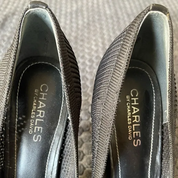 Charles Black Textured Heels. Size 8M