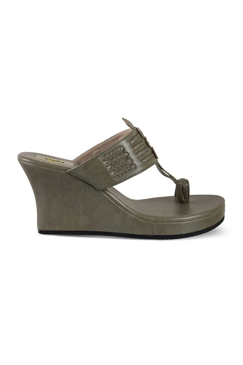 Classic High K Wedge Maroon