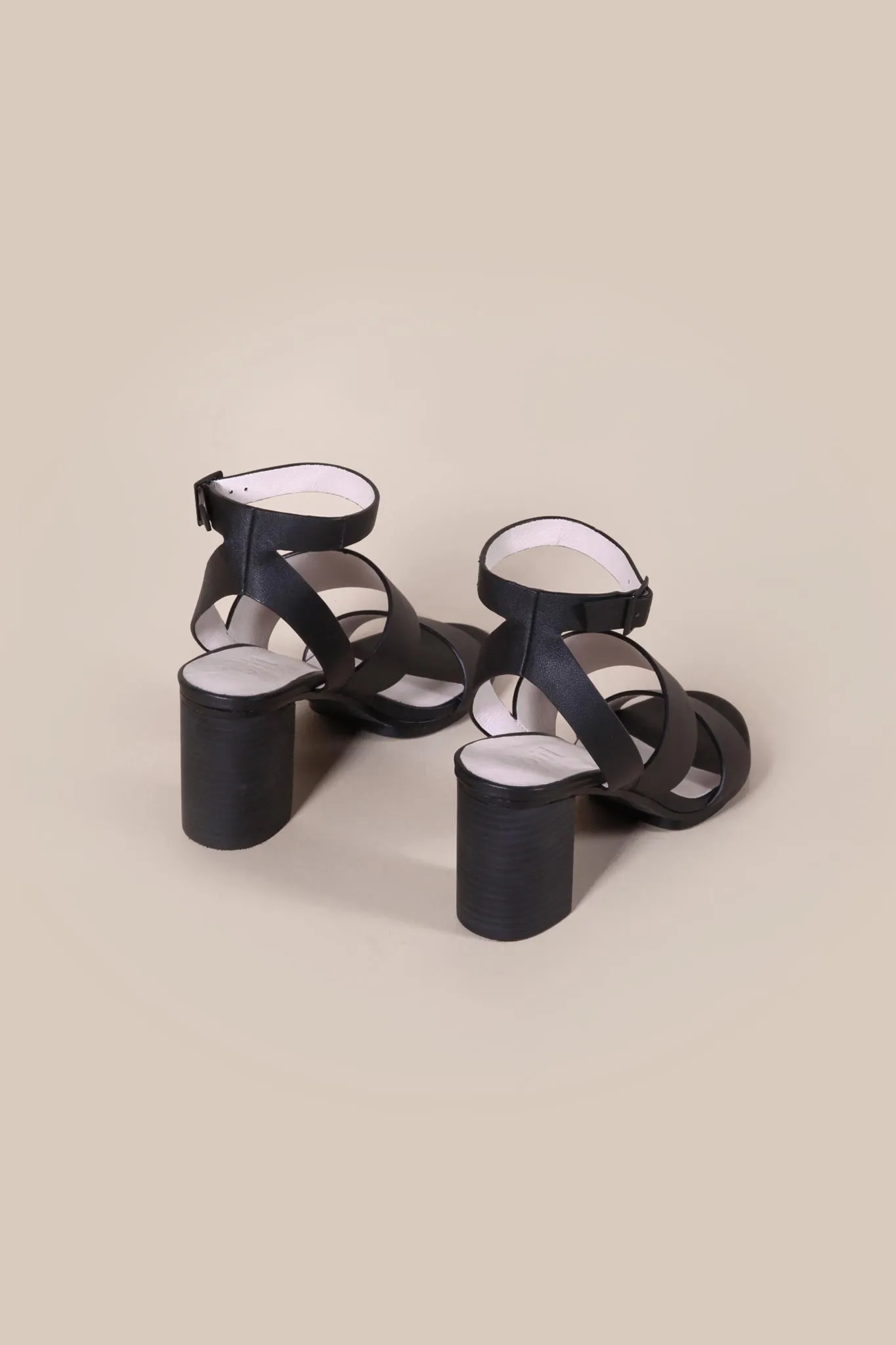 Cox Heel Black