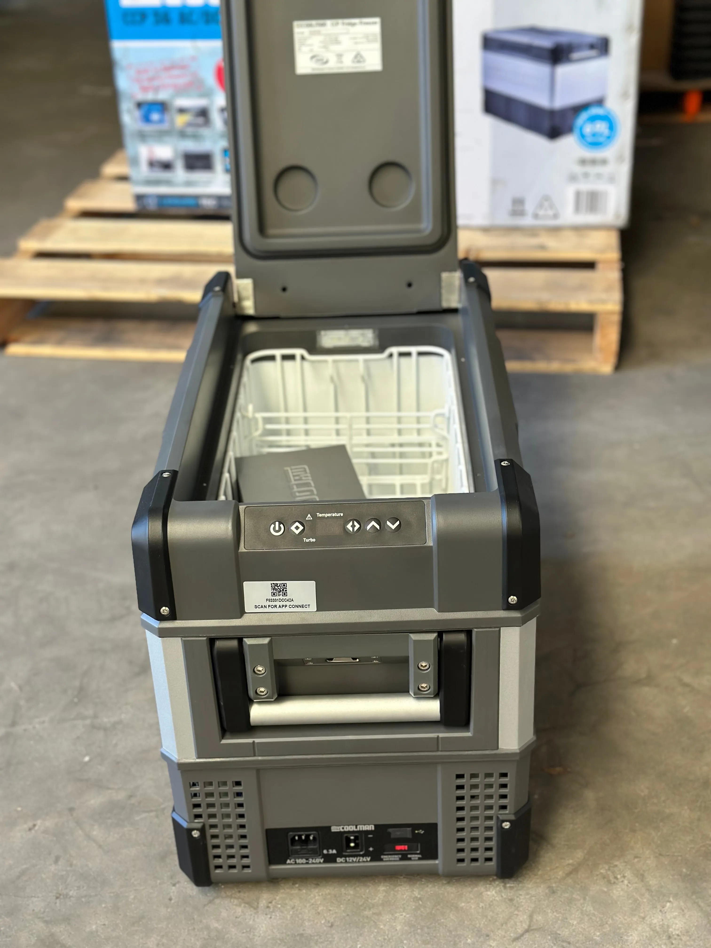 FACTORY SECONDS - myCOOLMAN 30L 'The Transporter' Portable Fridge - 2020090009