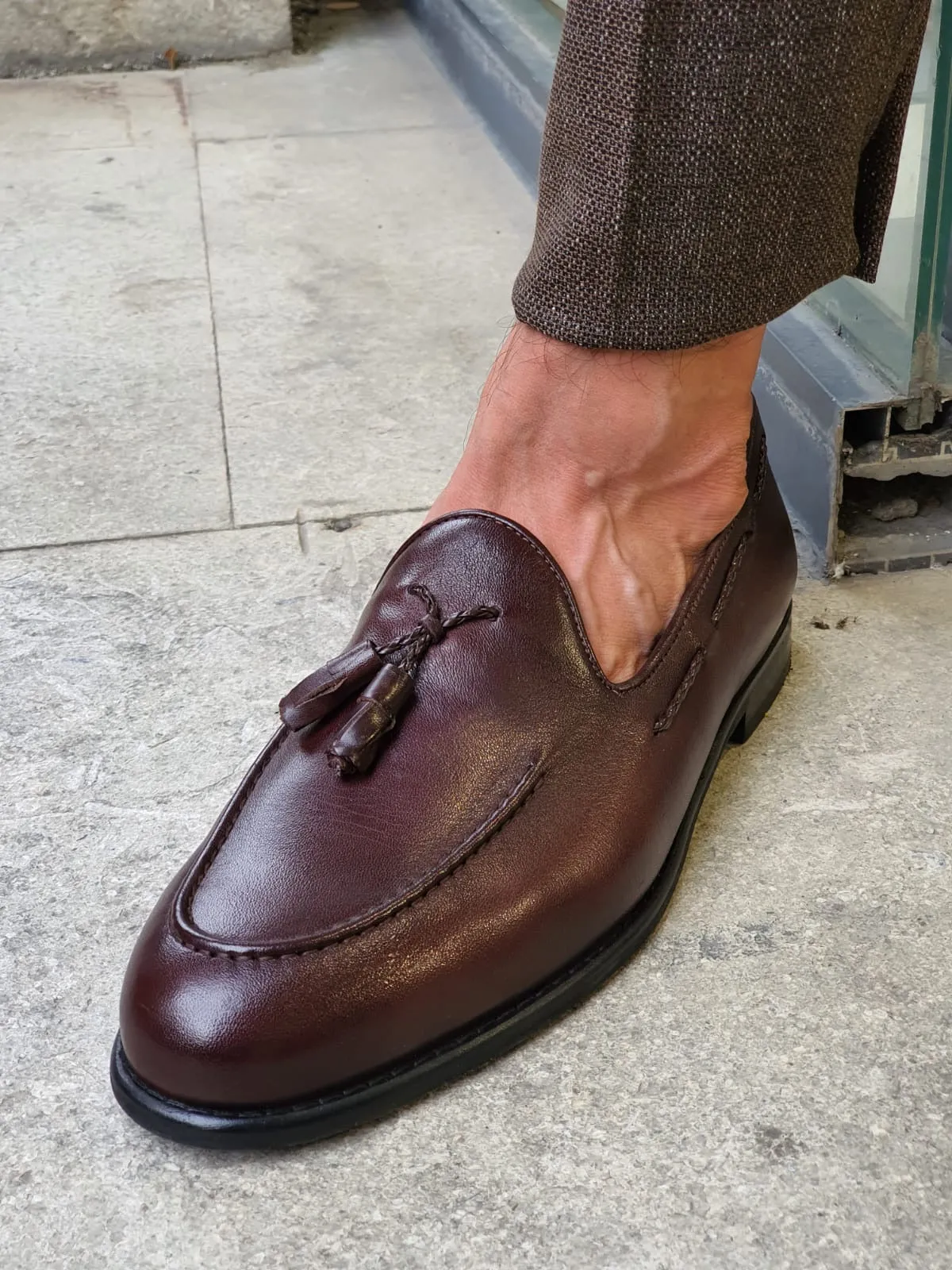 Fort Worth Brown Tassel Loafer - Elegant Leather Footwear for Men