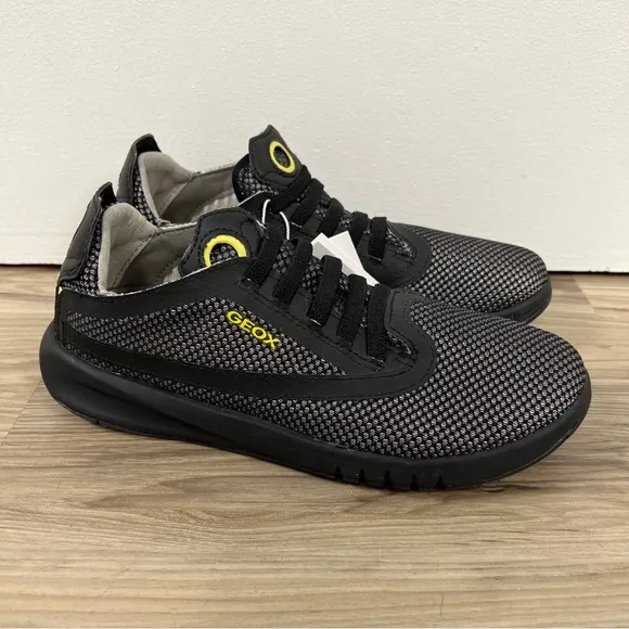 Geox Respira Sneakers Black Men Size US 5/EU 37 Breathable Antishock NWOB