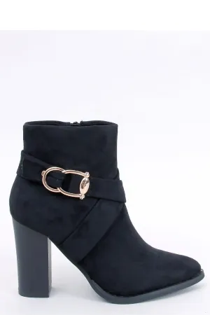 Heel boots