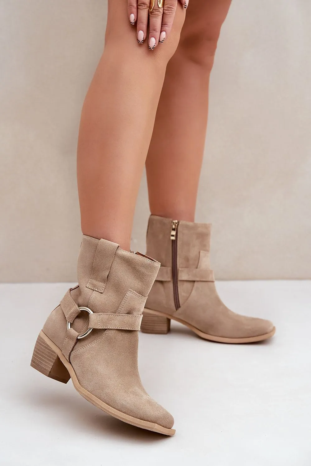 Heel boots