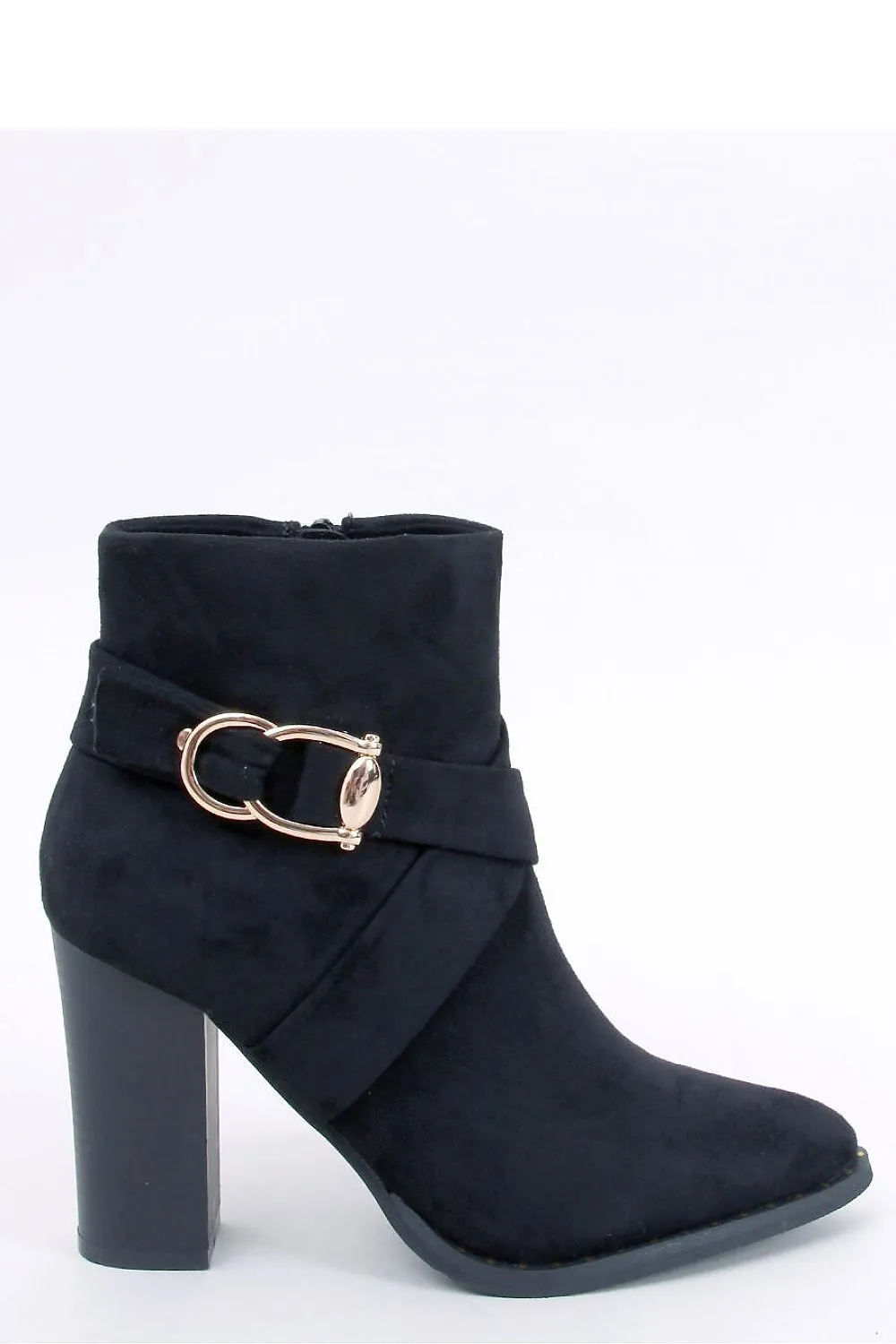Heel boots