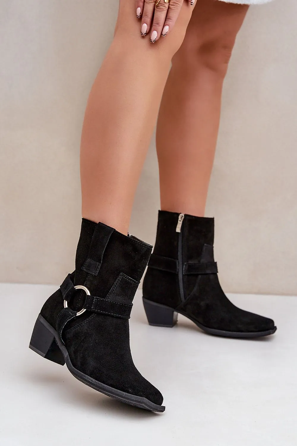 Heel boots