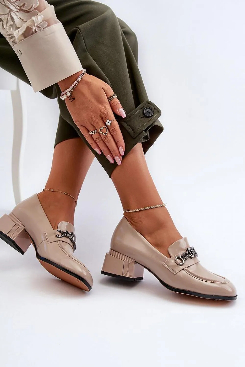 Heel pumps