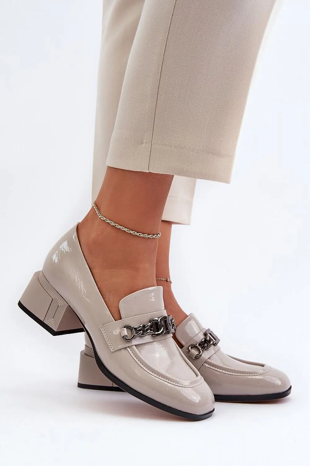 Heel pumps