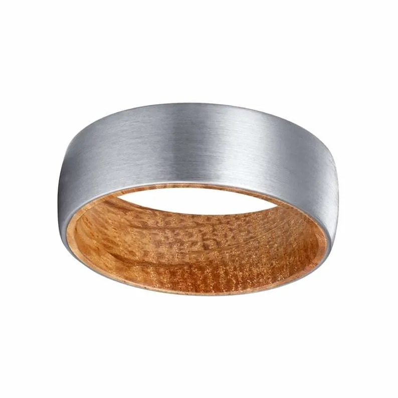 KANELO Rounded Men's Tungsten Carbide Ring Brushed w/ Whiskey Barrel Sleeve 8mm