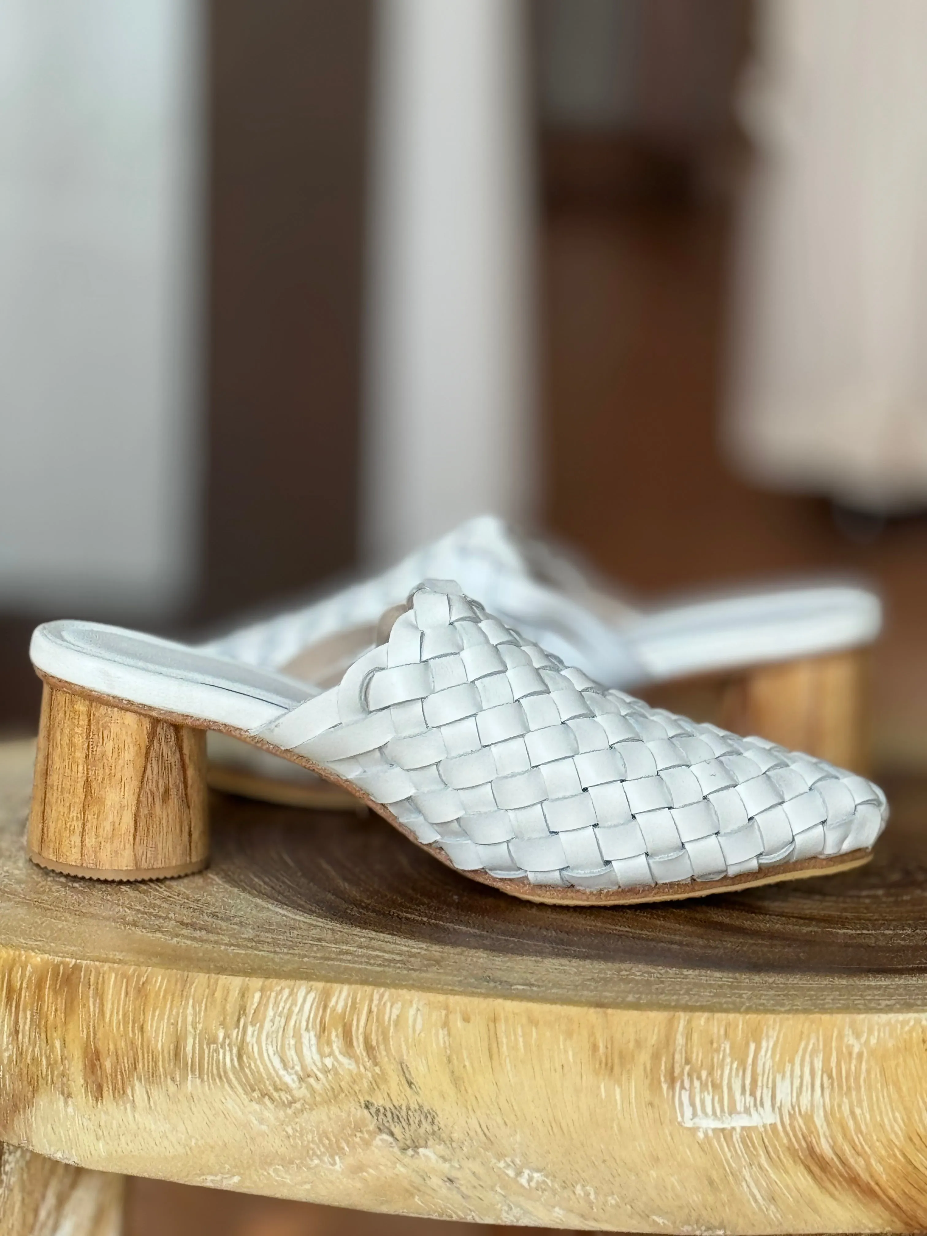 Ladies White Leather slides