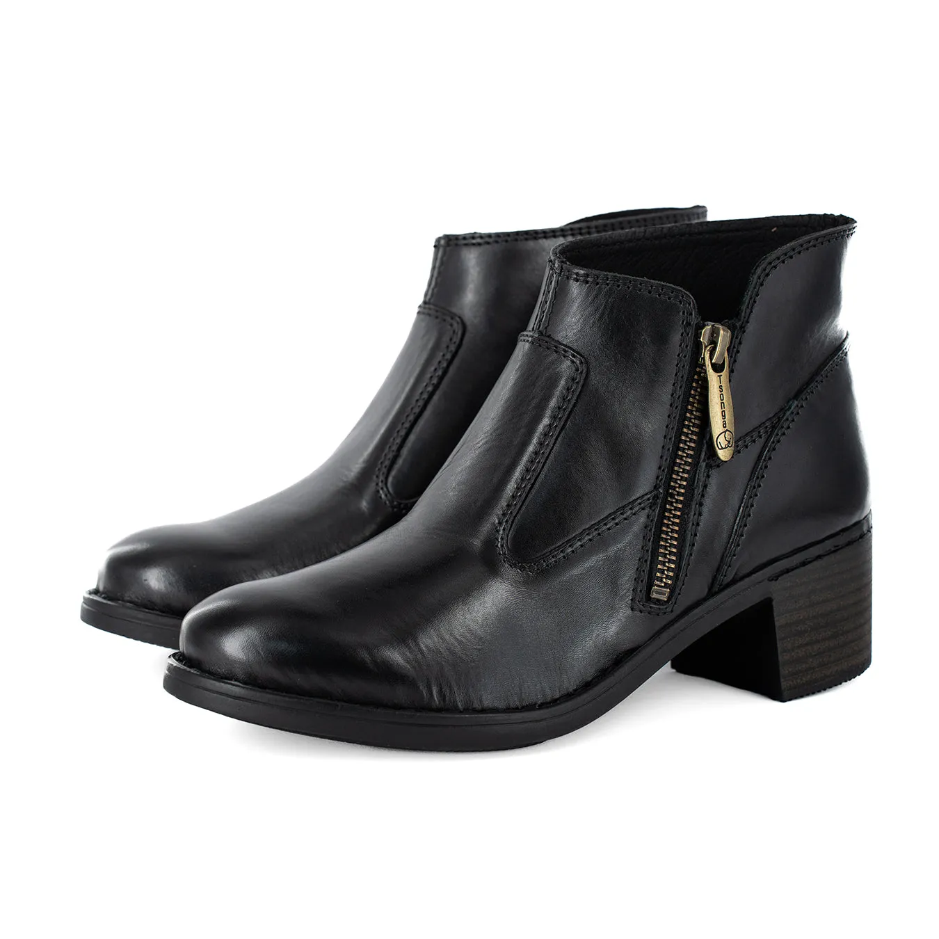 Majola : Ladies Leather Ankle Boot in Black Relaxa