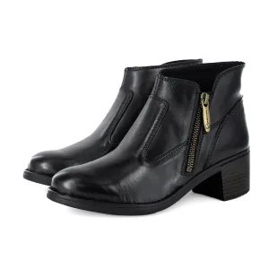 Majola : Ladies Leather Ankle Boot in Black Relaxa