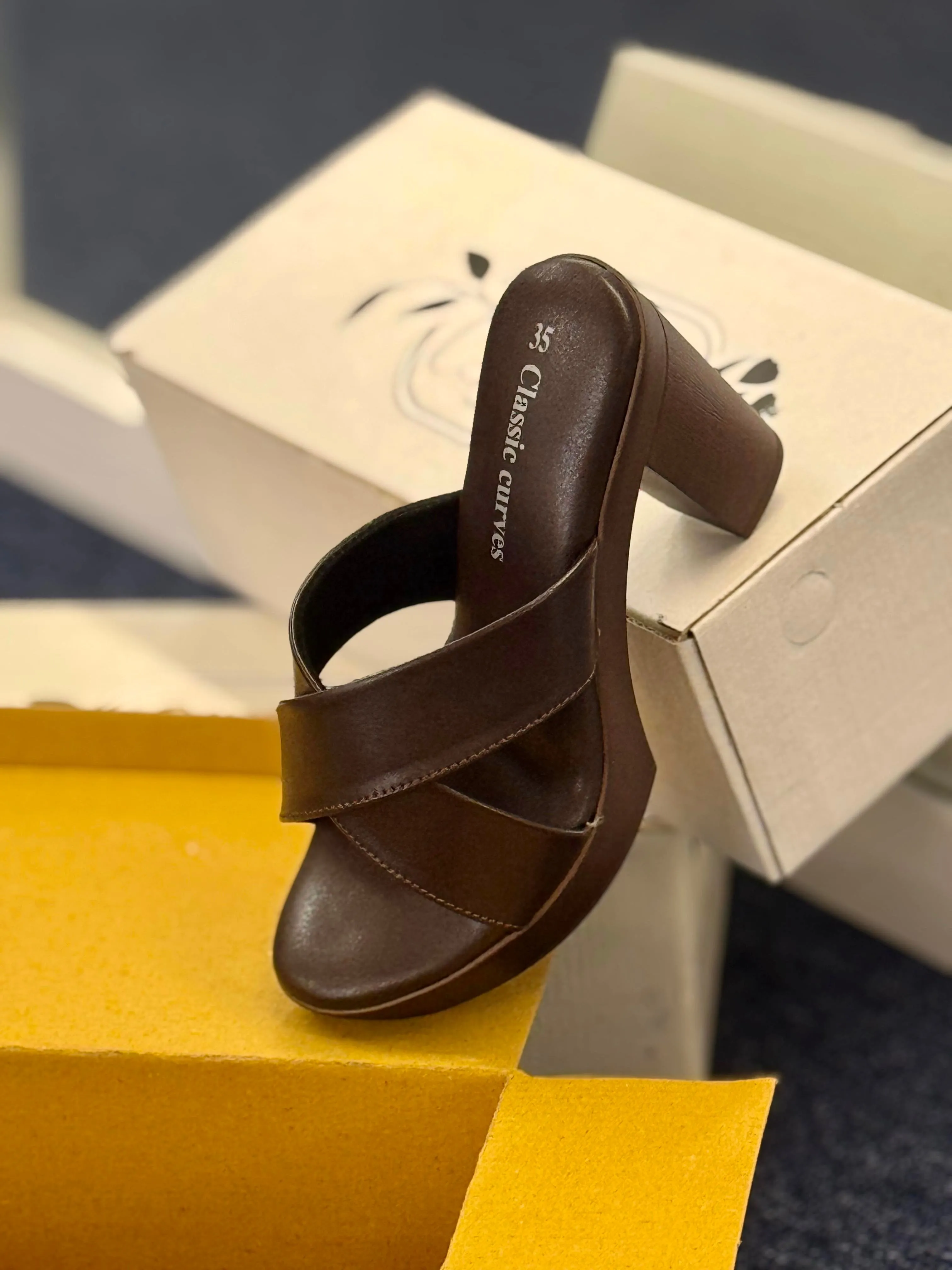 Mediglam Heels - Brown