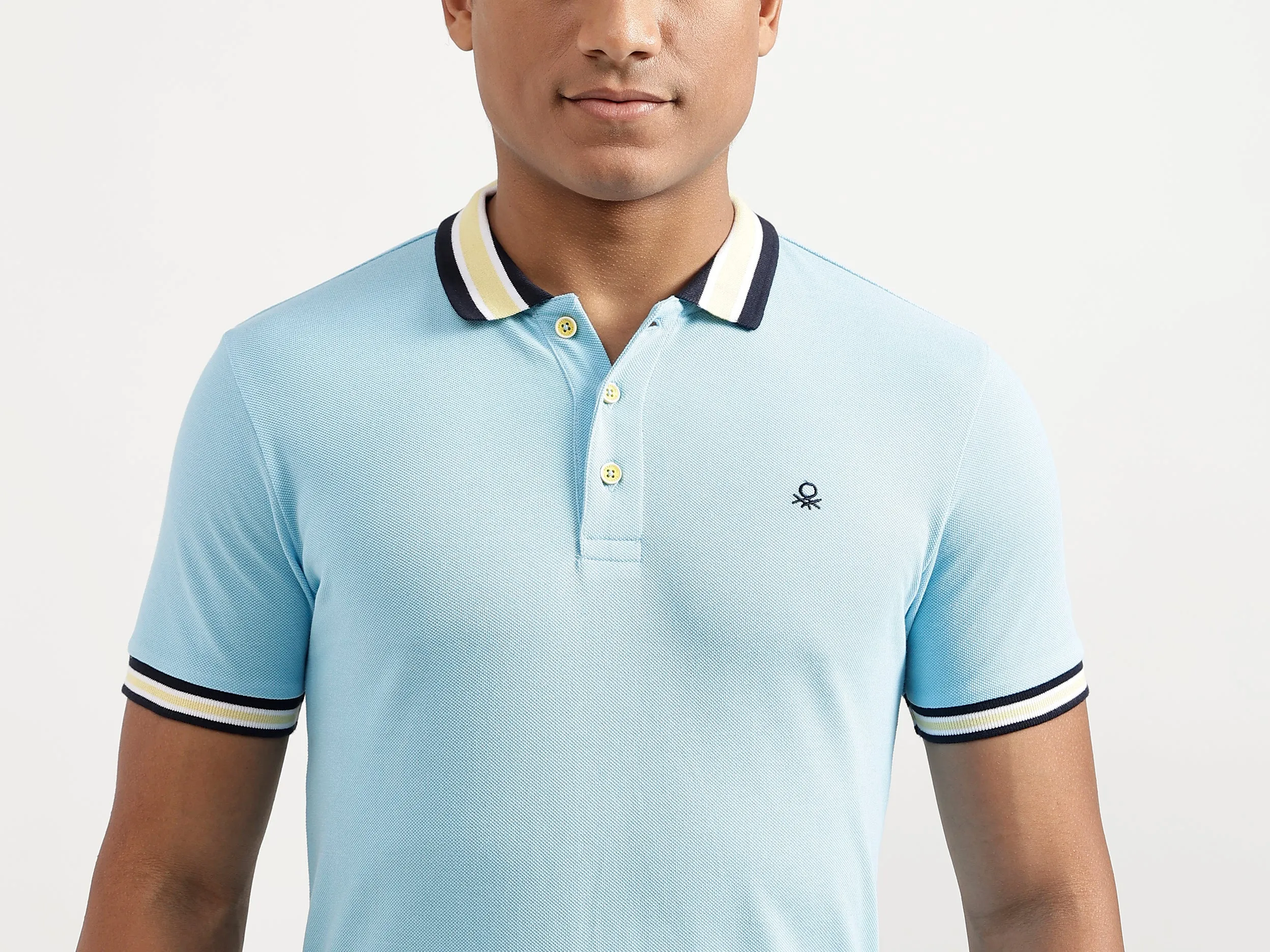 Men Blue Solid Regular Polo T Shirt