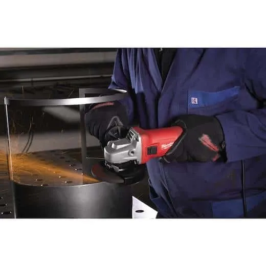 Milwaukee - AG10-100 100MM ANGLE GRINDER 1000W