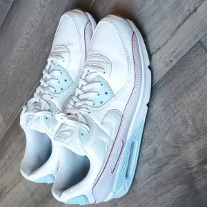 Nike Air Max Unisex Sneakers Size (8 Men)(10 Women) (41 Eur)