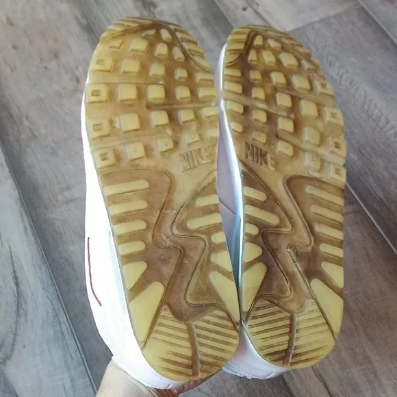 Nike Air Max Unisex Sneakers Size (8 Men)(10 Women) (41 Eur)