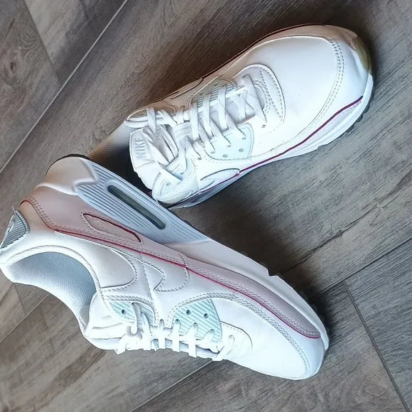 Nike Air Max Unisex Sneakers Size (8 Men)(10 Women) (41 Eur)