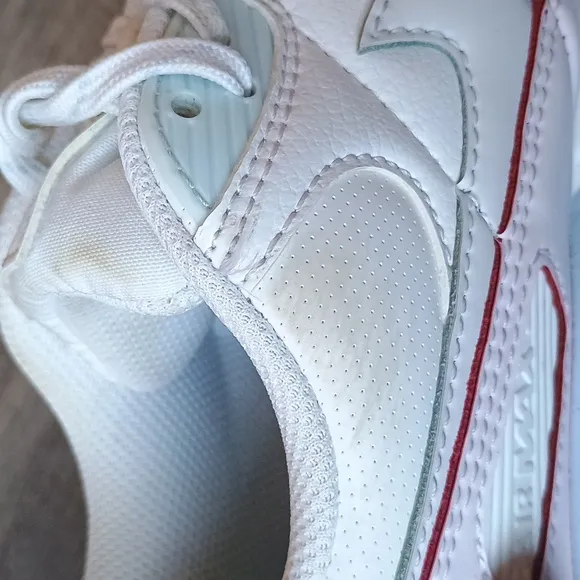 Nike Air Max Unisex Sneakers Size (8 Men)(10 Women) (41 Eur)