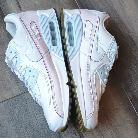 Nike Air Max Unisex Sneakers Size (8 Men)(10 Women) (41 Eur)