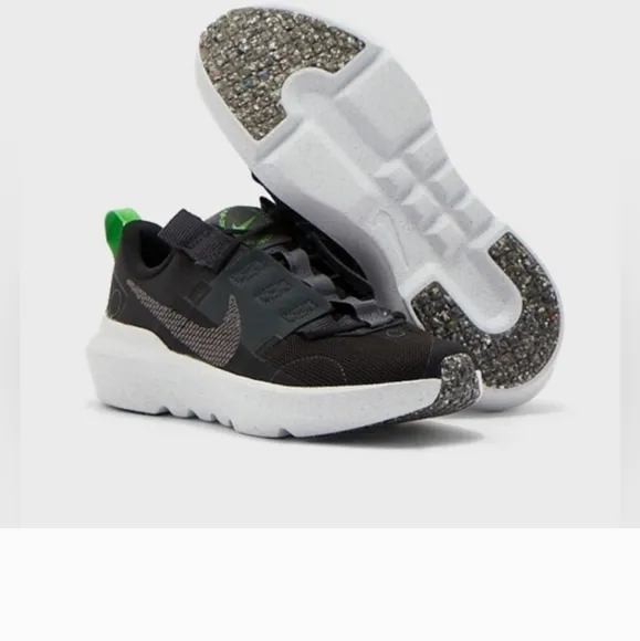 Nike Crater Impact (GS). Brand New. Big Kids Size: 6.5y.