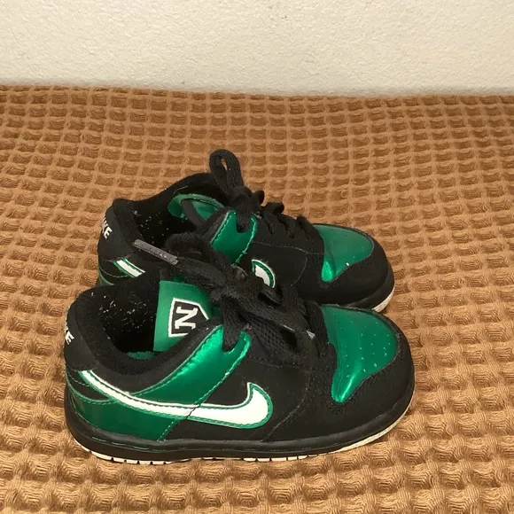 Nike‎ Dunk Low Black GREEN LANTERN Sz 6C Shoes 316610-911 Toddler Baby