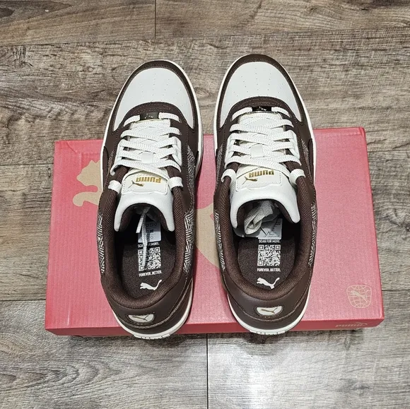 Puma  Converse sneaker  Brown and White Sneakers Men's Size 11