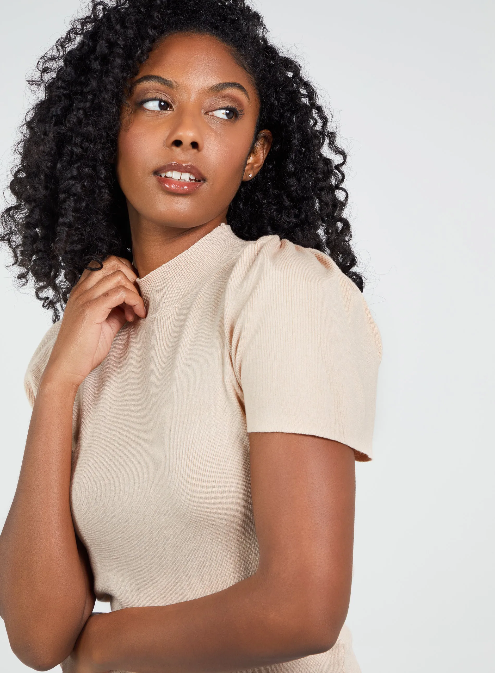 Short Puff Sleeves Rollneck Ribbed Top