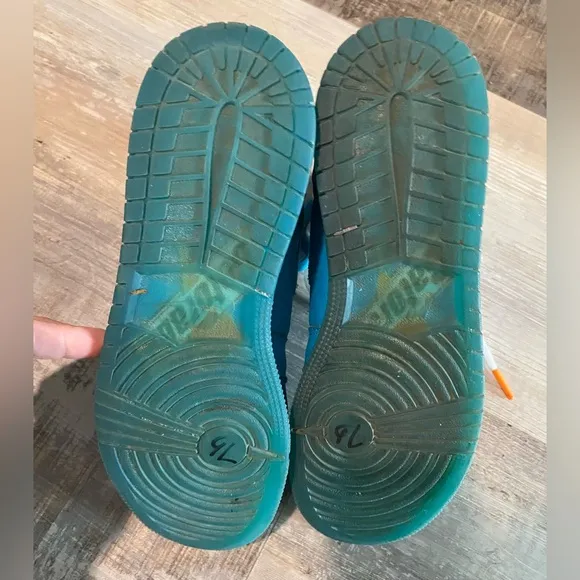 Size 7Y  - Jordan 1  High Blue Lagoon