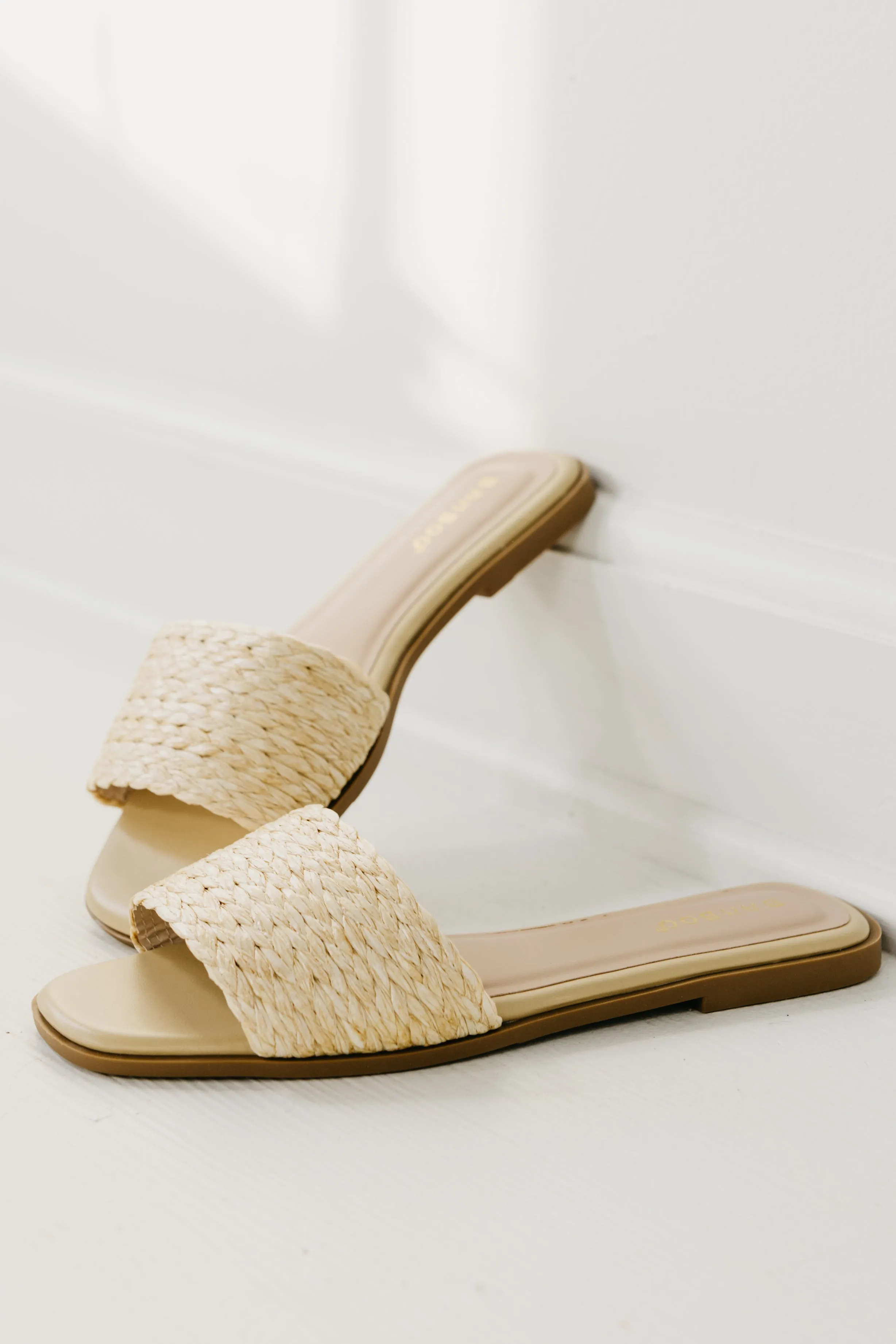 The Sunhat Raffia Slide Sandal