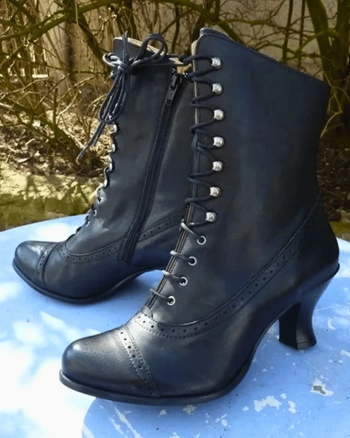 VilyVital™ Stylish & Comfortable Winter Women's High Heels Victorian Boots