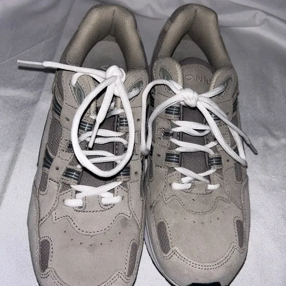 Vionic 23Walk Sneaker Mens 10.5 Gray Suede Arch Support New Orthopedic  Lace Up￼