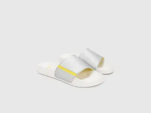 Women Textured Slip-On Sliders